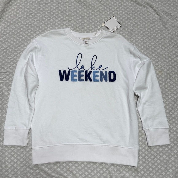 Shiraleah Tops - Shiraleah Lake Weekend Sweatshirt White Blue Chenille Pullover S